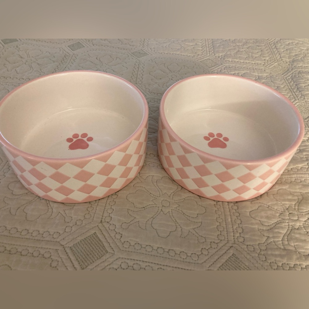 2-NWT Mackenzie Childs INSPIRED Ceramic Pet Bowls By Signature Housewares $24/2